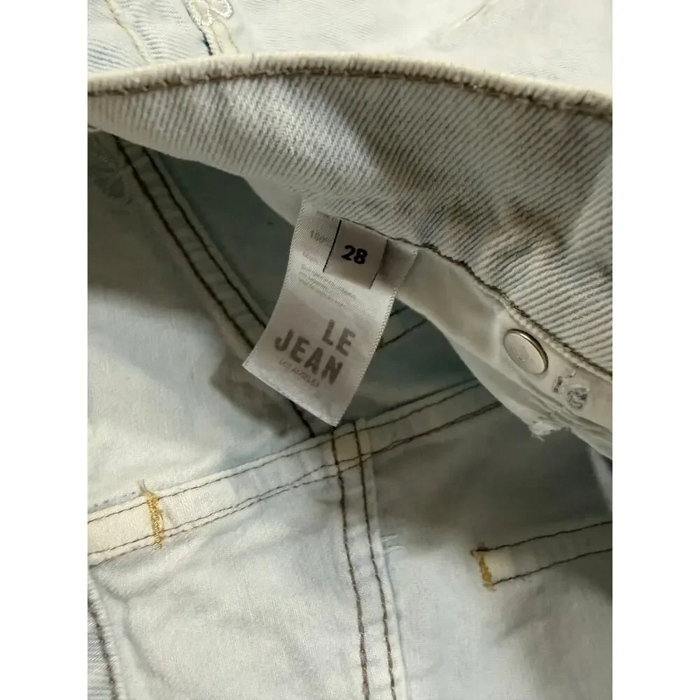 LE JEAN Bow Embroidered
Column Jeans Size 28 - Picture 5 of 7